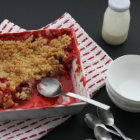 Strawberry-rhubarb crumble with rosewater